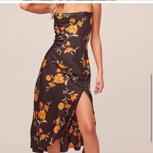 ASTR Gaia Floral Midi Dress in Black & Gold